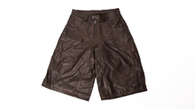 Load image into Gallery viewer, Brown Shorts With Wash Effect

